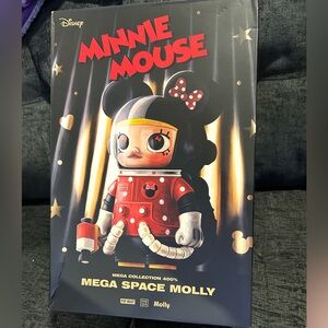 Pop Mart Minnie Mouse  400% Mega Space Molly New